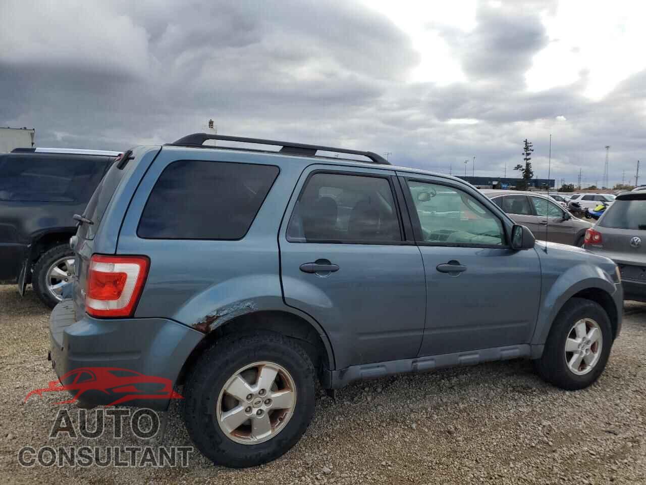 FORD ESCAPE 2010 - 1FMCU9DG7AKA79228