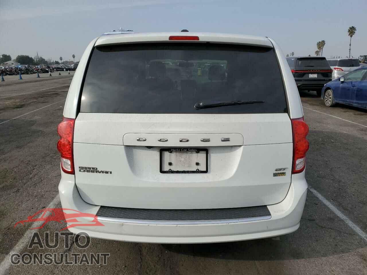 DODGE CARAVAN 2018 - 2C4RDGEG2JR237963