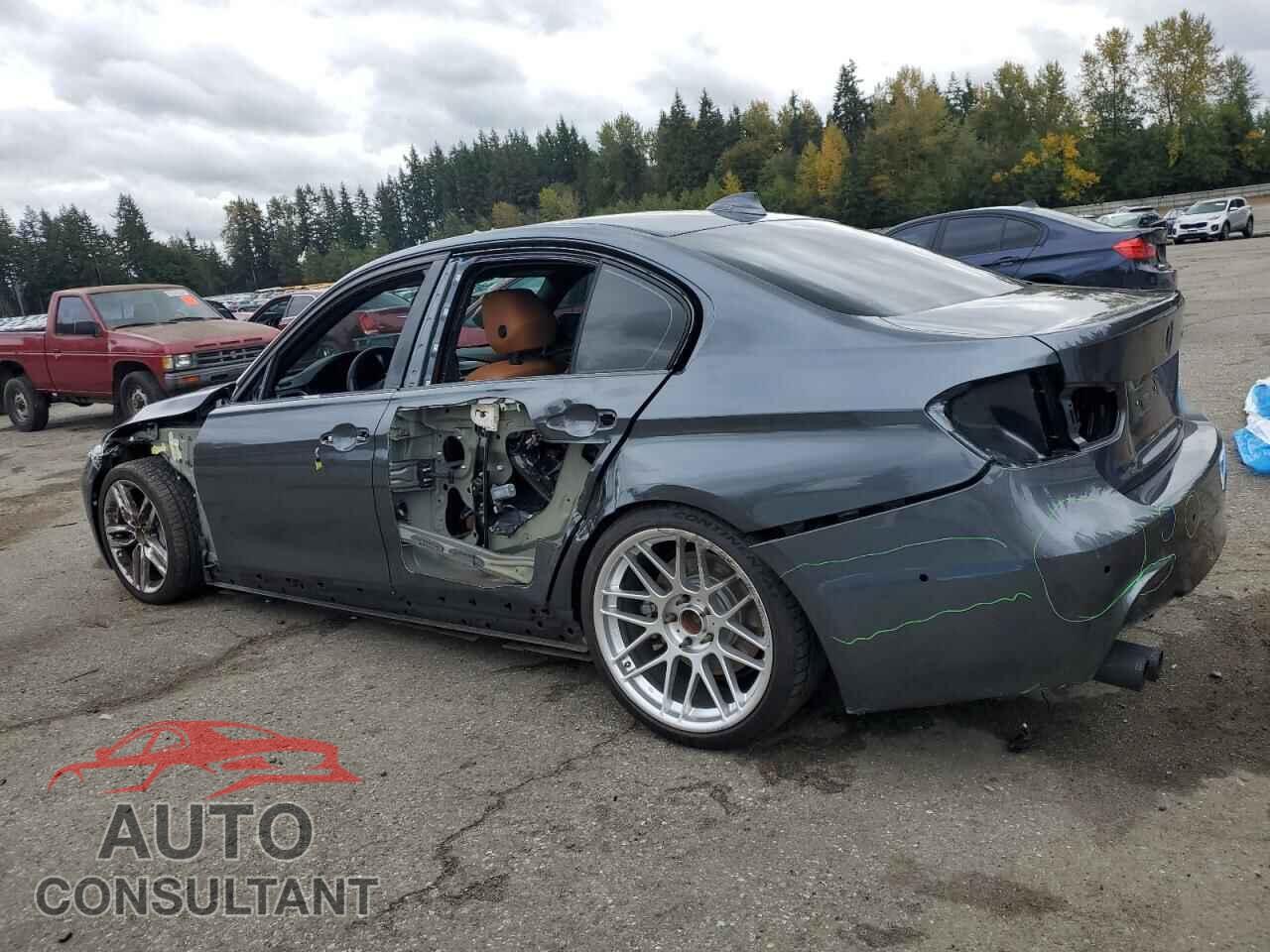 BMW 3 SERIES 2018 - WBA8D9C58JEB35637