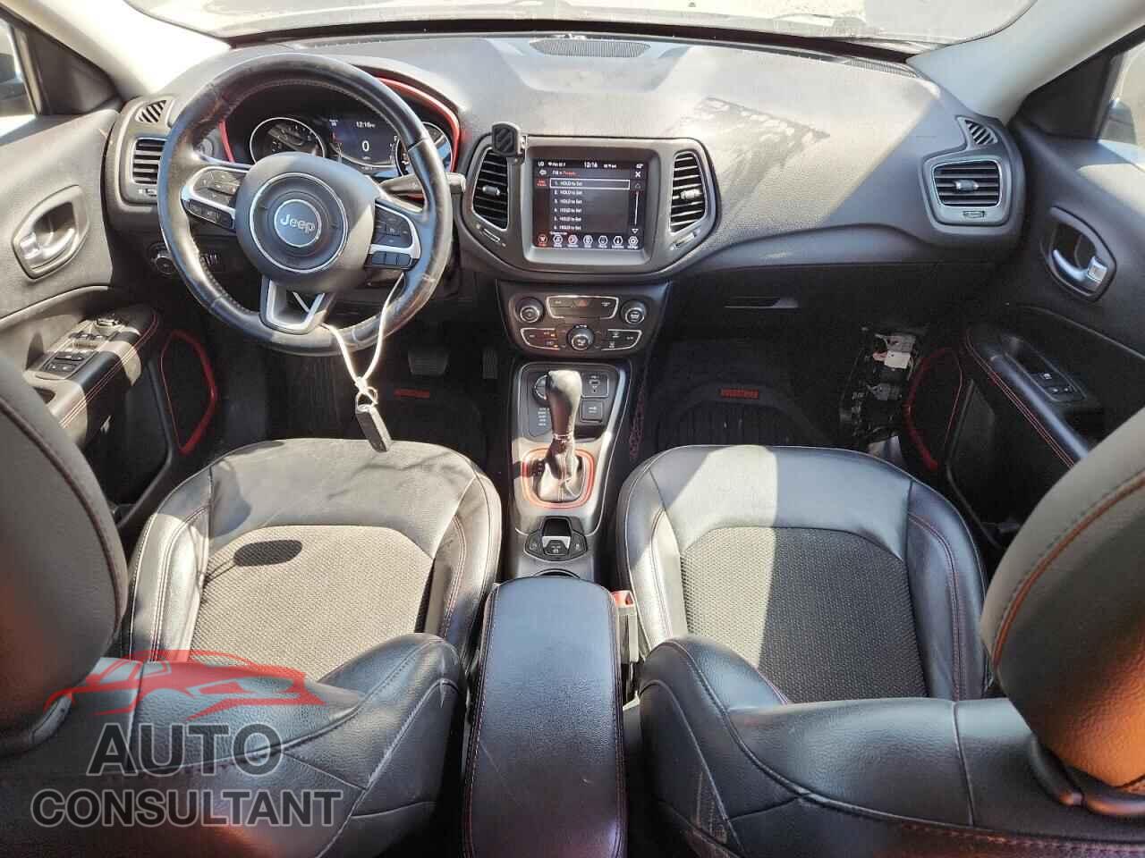 JEEP COMPASS 2019 - 3C4NJDDB4KT671389