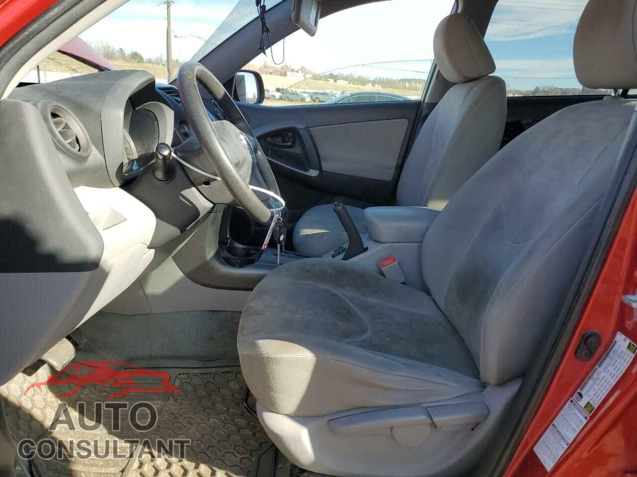 TOYOTA RAV4 2011 - 2T3BF4DVXBW100657