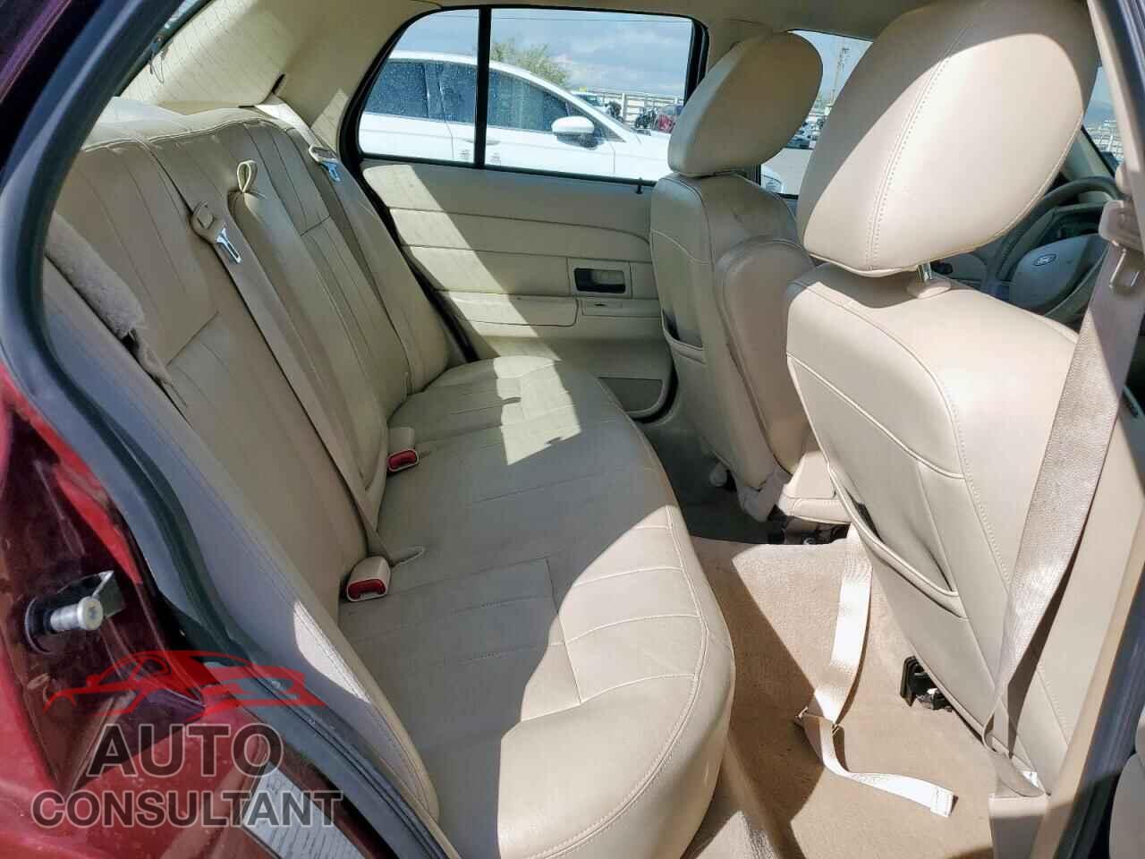 FORD CROWN VIC 2011 - 2FABP7EV6BX142011