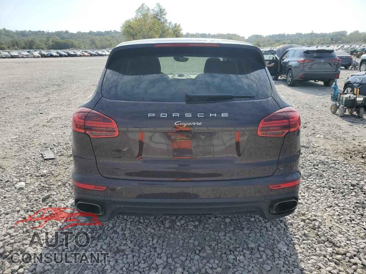 PORSCHE CAYENNE 2016 - WP1AA2A29GLA04312