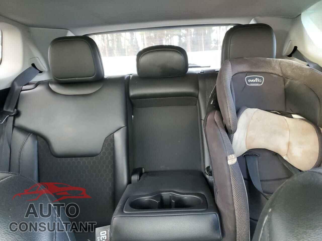 JEEP COMPASS 2018 - 3C4NJDBB2JT245346