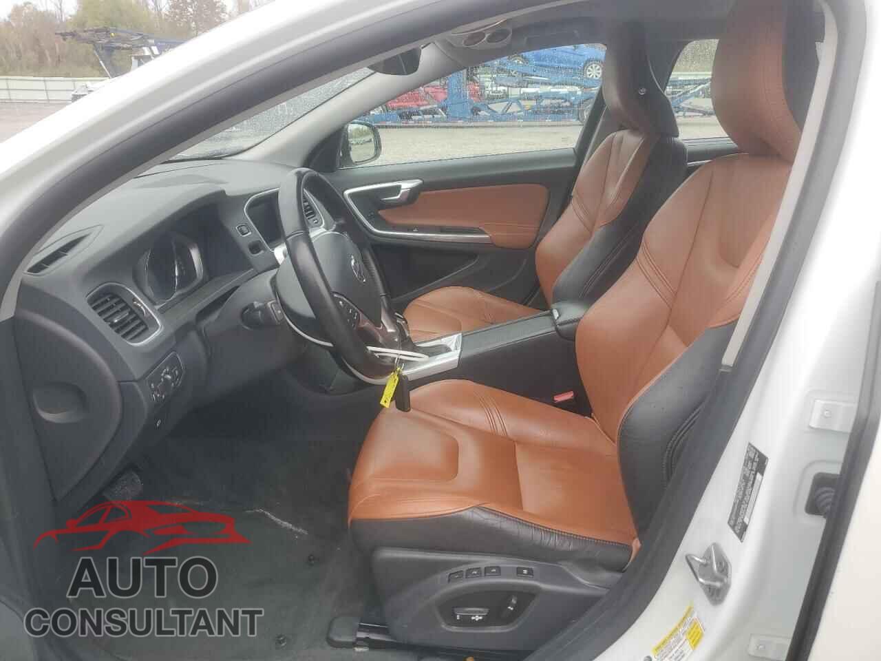 VOLVO S60 2017 - LYV402TM3HB141168