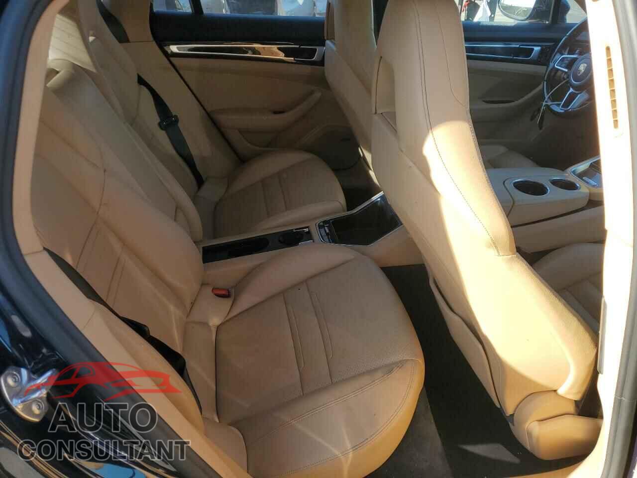 PORSCHE PANAMERA 2018 - WP0AA2A73JL111313