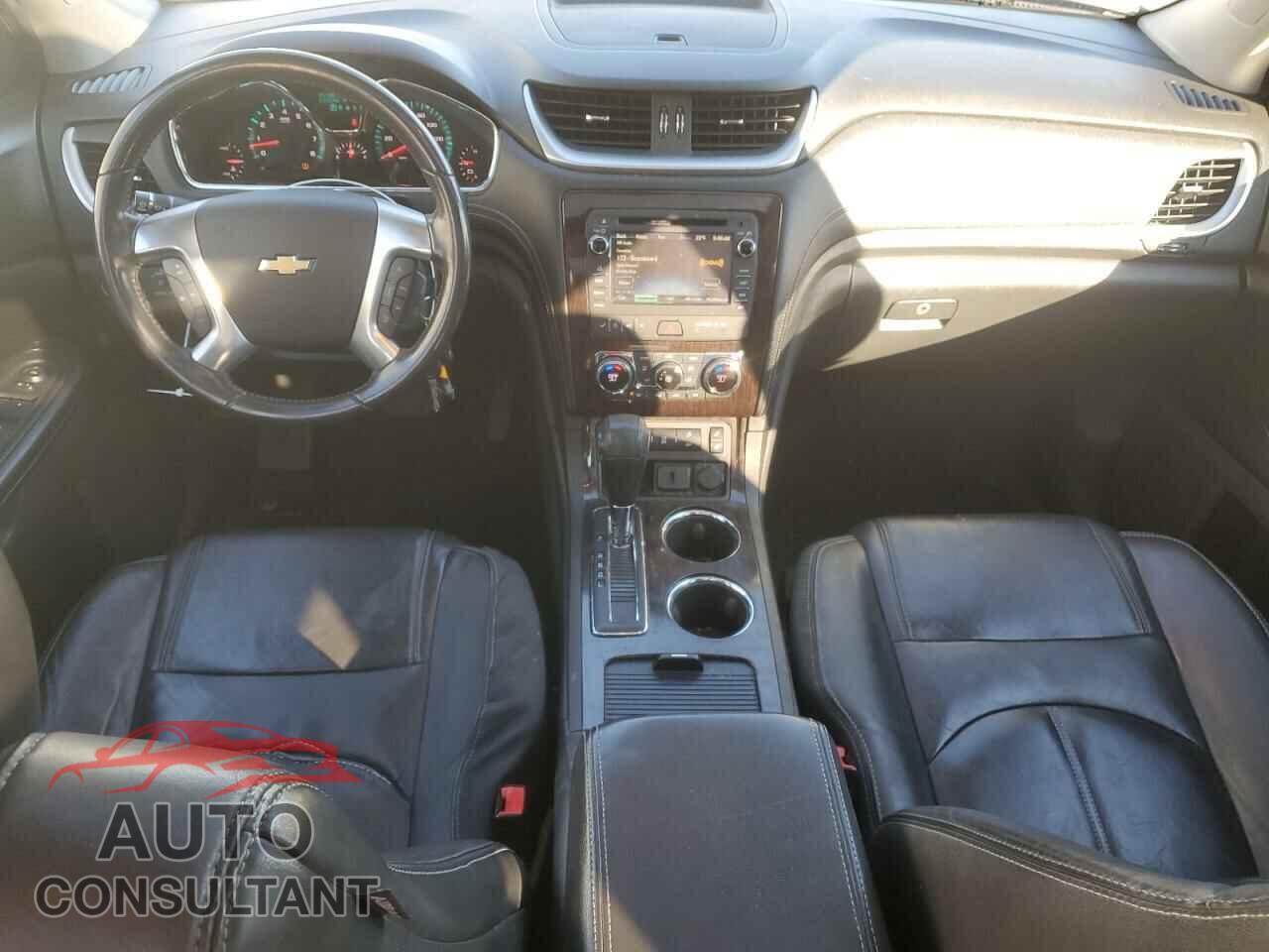 CHEVROLET TRAVERSE 2015 - 1GNKVHKD1FJ348702