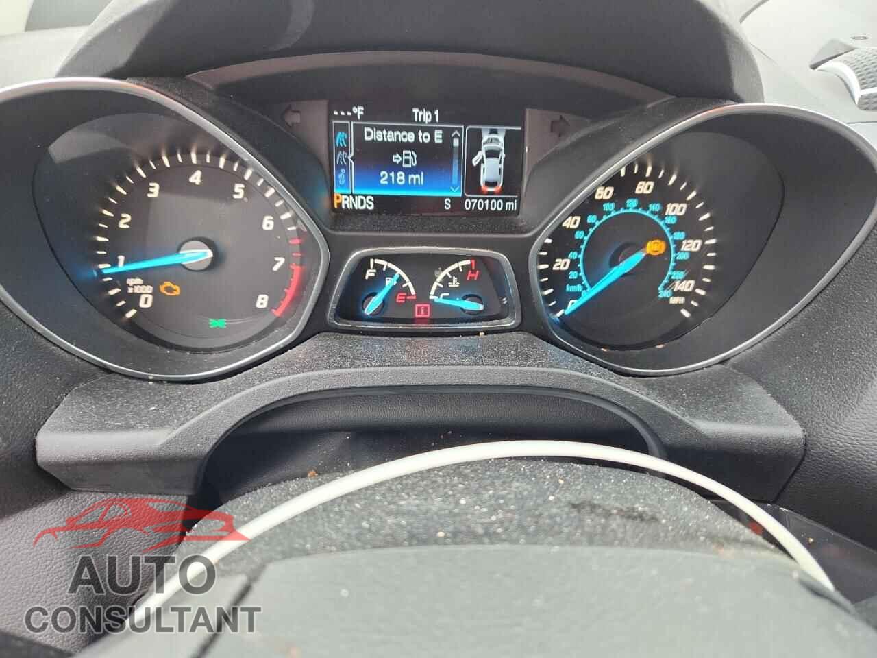 FORD ESCAPE 2015 - 1FMCU0J93FUA42481