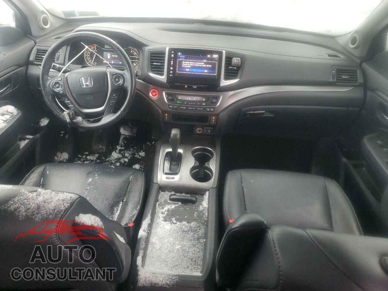 HONDA PILOT 2017 - 5FNYF6H58HB091410
