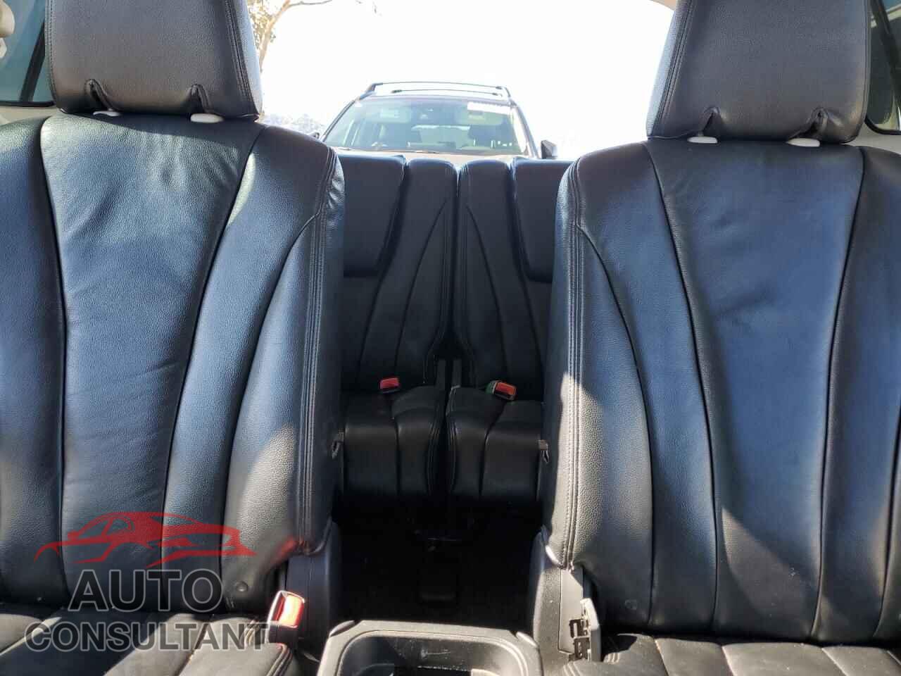 MAZDA 5 2013 - JM1CW2BL0D0158696