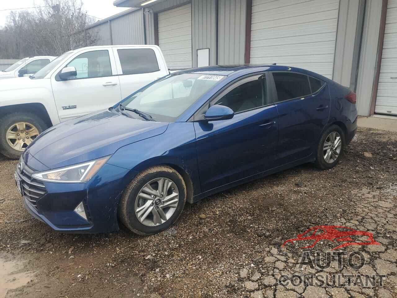 HYUNDAI ELANTRA 2019 - 5NPD84LF6KH476261