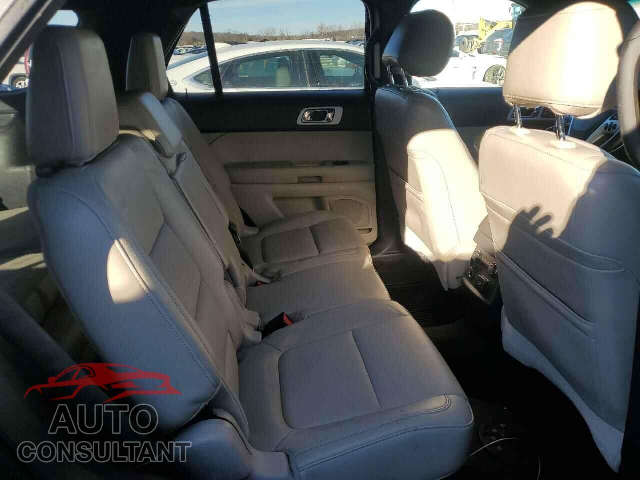 FORD EXPLORER 2011 - 1FMHK7F81BGA61527