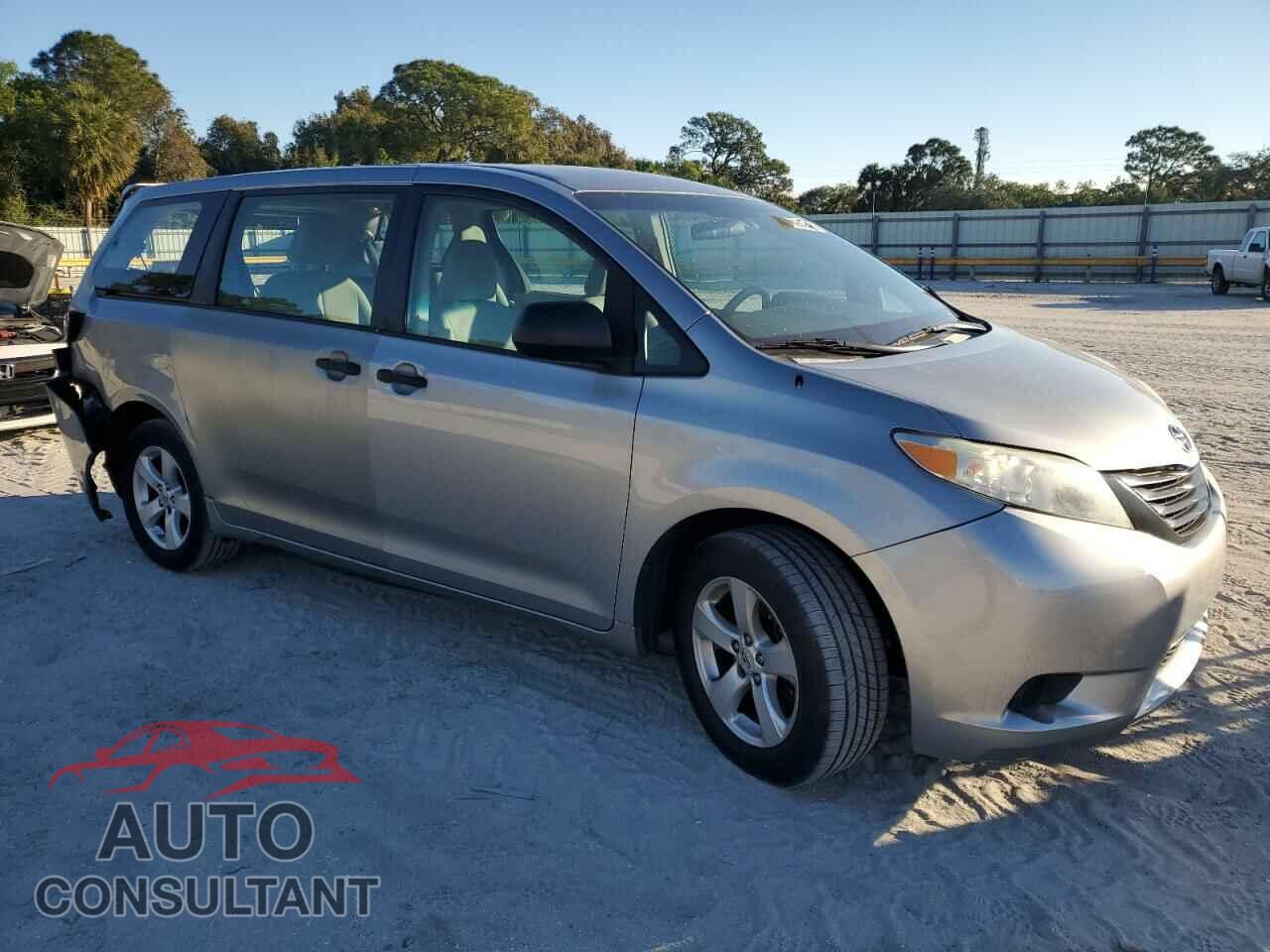 TOYOTA SIENNA 2012 - 5TDKA3DC6CS012408