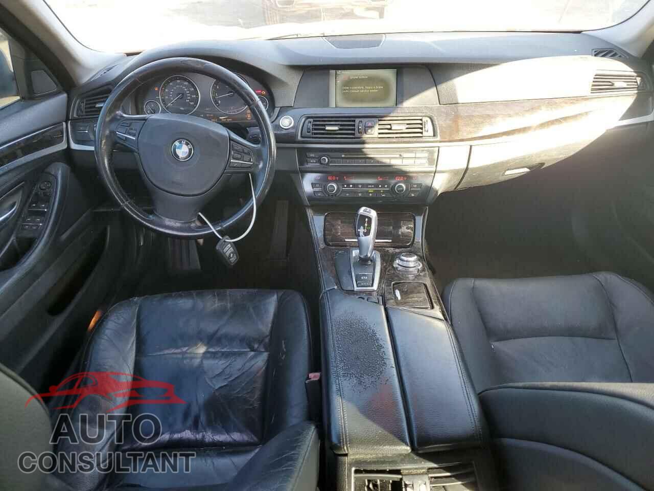 BMW 5 SERIES 2011 - WBAFR1C55BC745838