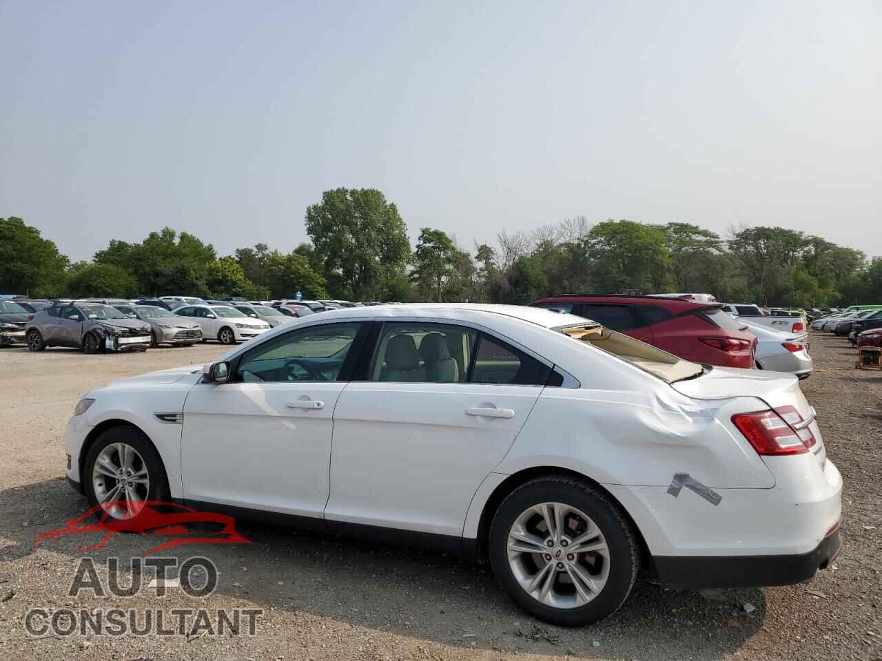 FORD TAURUS 2013 - 1FAHP2E86DG188695