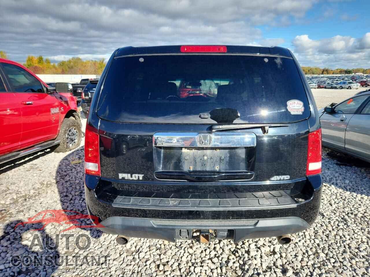 HONDA PILOT 2014 - 5FNYF4H41EB031735