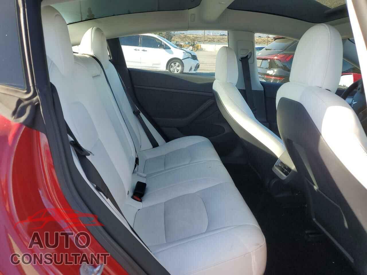TESLA MODEL 3 2022 - 5YJ3E1EB0NF137933