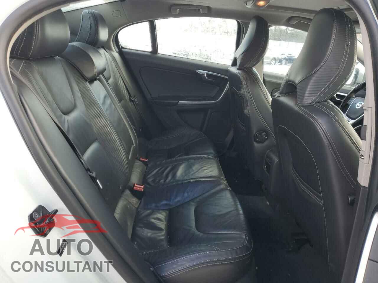 VOLVO S60 2013 - YV1902FH2D2229350