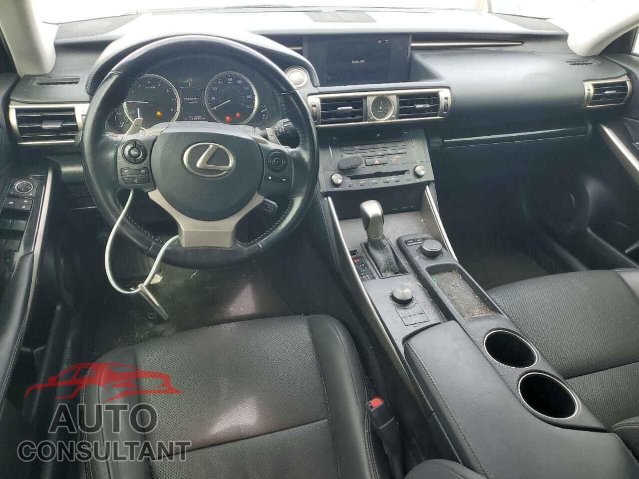 LEXUS IS 2016 - JTHBA1D29G5018418