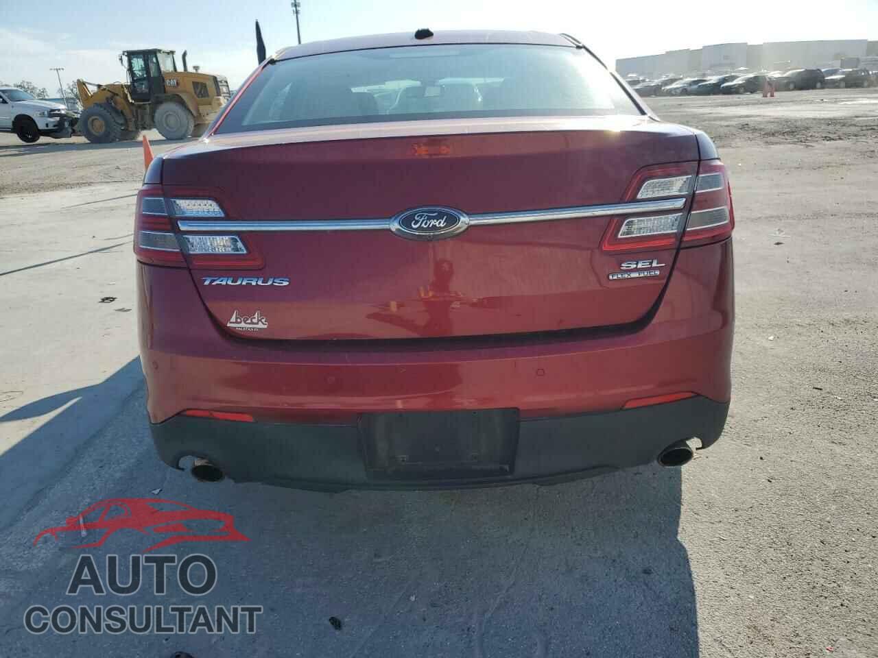 FORD TAURUS 2017 - 1FAHP2E82HG133036