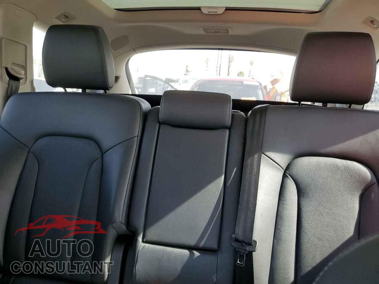 AUDI Q7 2015 - WA1DGAFEXFD026445