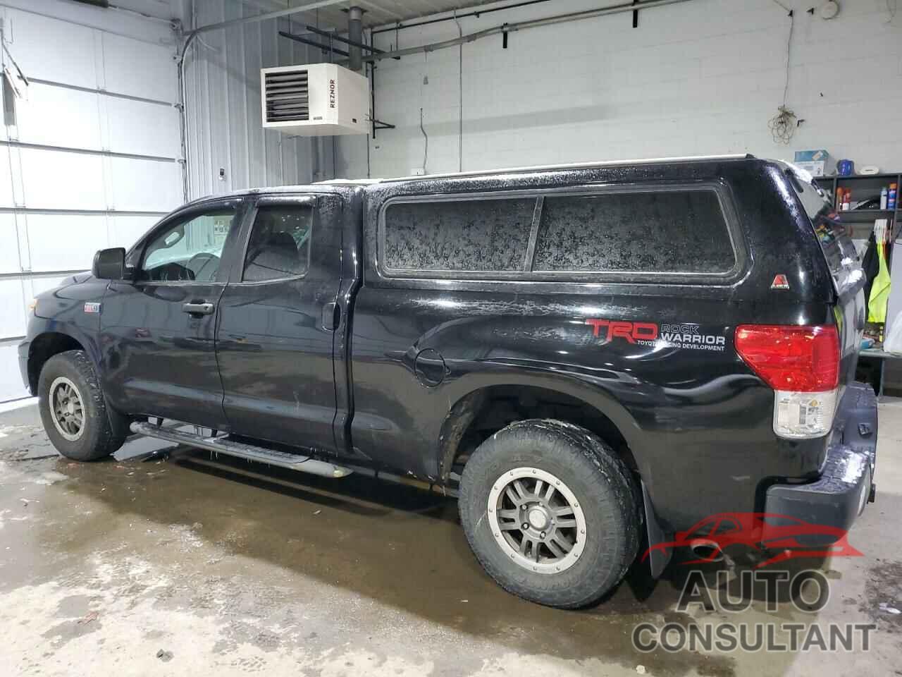 TOYOTA TUNDRA 2010 - 5TFUY5F16AX100989