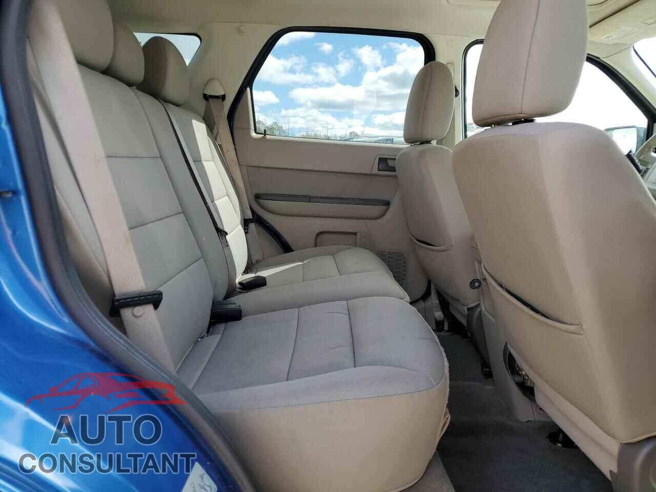FORD ESCAPE 2011 - 1FMCU0DG2BKA41631