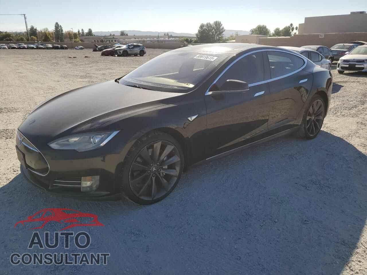 TESLA MODEL S 2013 - 5YJSA1DP4DFP21903