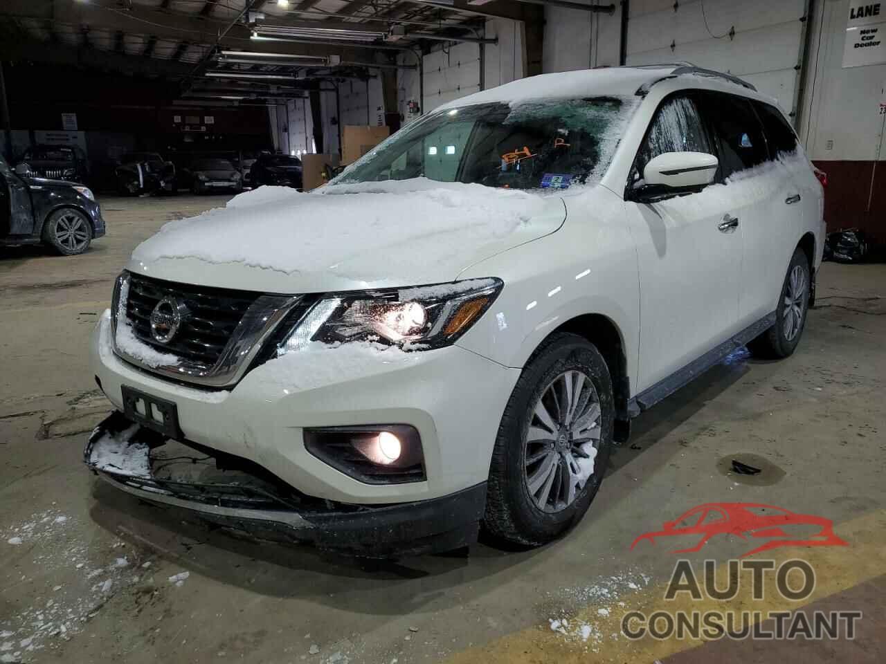 NISSAN PATHFINDER 2017 - 5N1DR2MM6HC654958