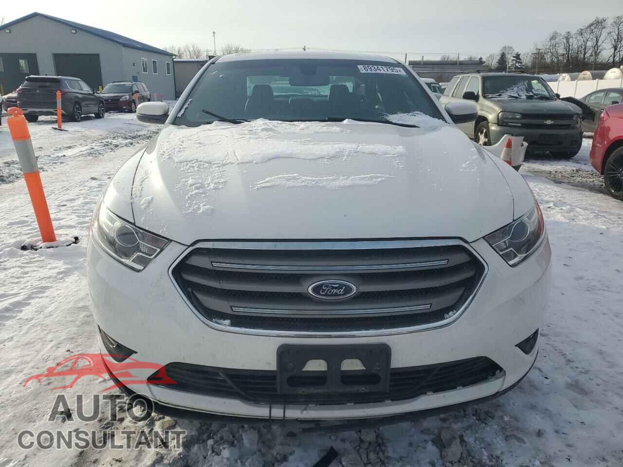 FORD TAURUS 2016 - 1FAHP2E84GG106922
