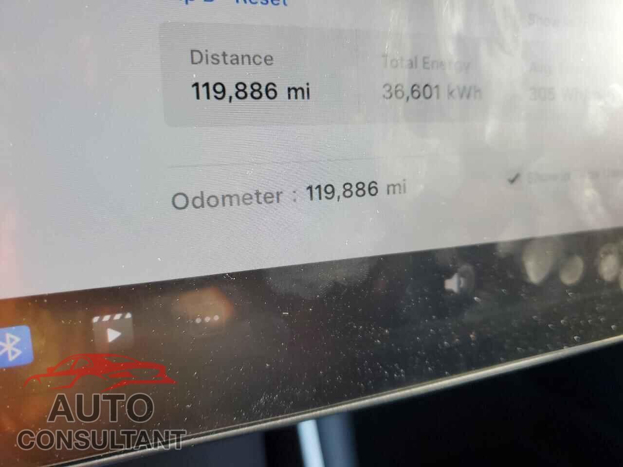 TESLA MODEL 3 2019 - 5YJ3E1EBXKF453853