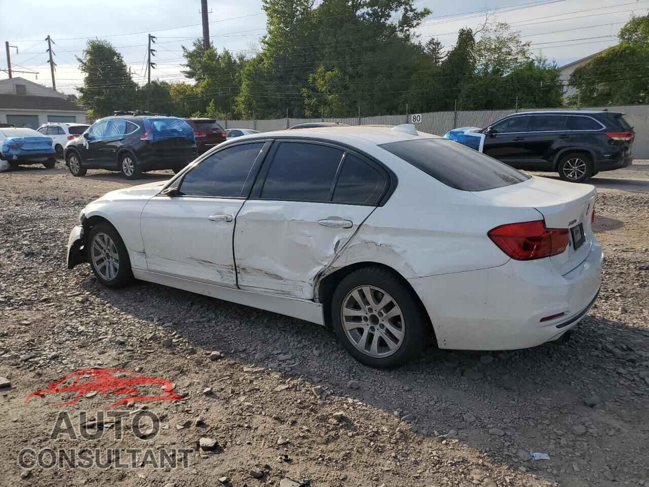 BMW 3 SERIES 2016 - WBA8E3G52GNU04709