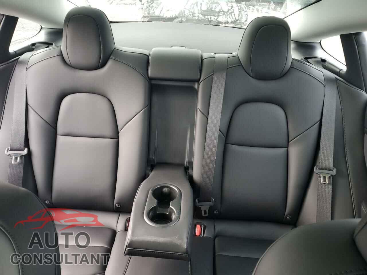 TESLA MODEL 3 2023 - 5YJ3E1EA0PF686476