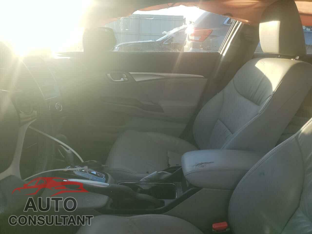 HONDA CIVIC 2013 - 2HGFB2F96DH502827