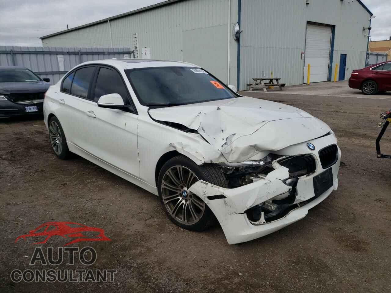 BMW 3 SERIES 2012 - WBA3B1C58CF461224