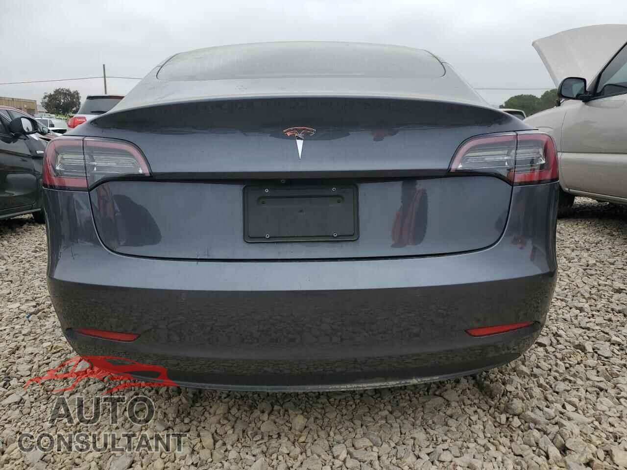 TESLA MODEL 3 2019 - 5YJ3E1EA0KF357639
