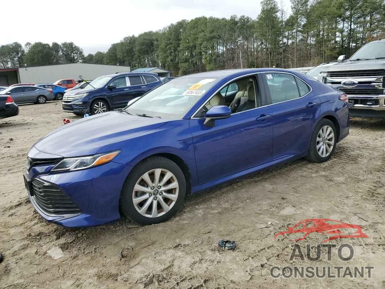 TOYOTA CAMRY 2018 - 4T1B11HK5JU551256