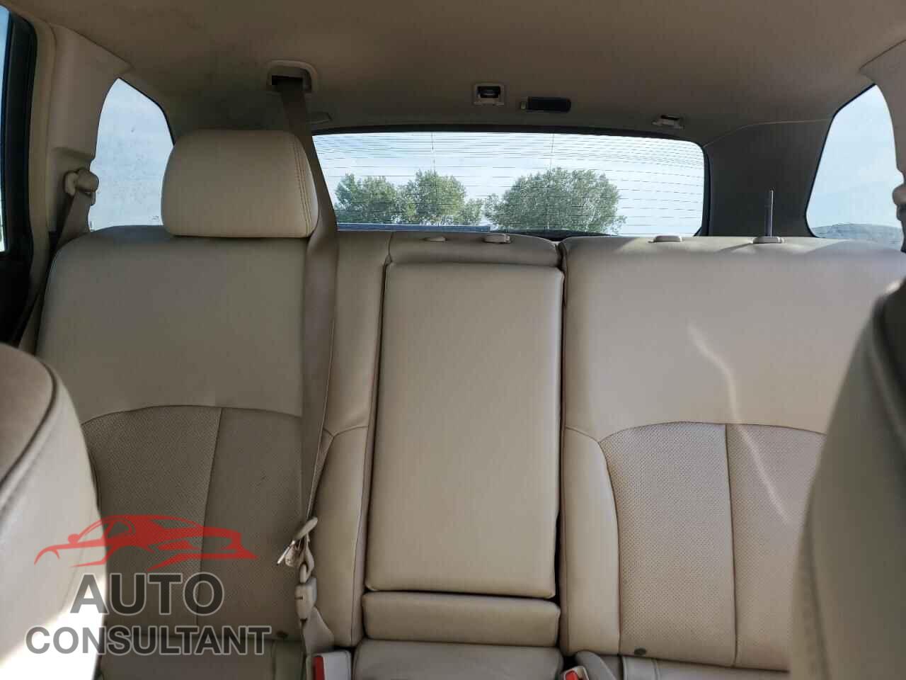 SUBARU OUTBACK 2014 - 4S4BRDNC4E2301841