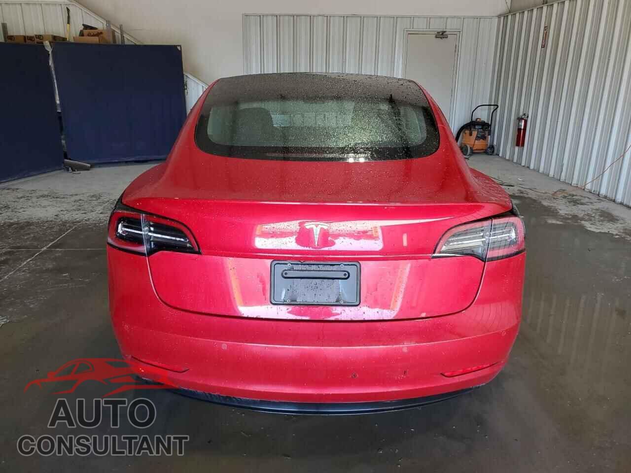 TESLA MODEL 3 2022 - 5YJ3E1EA7NF190152