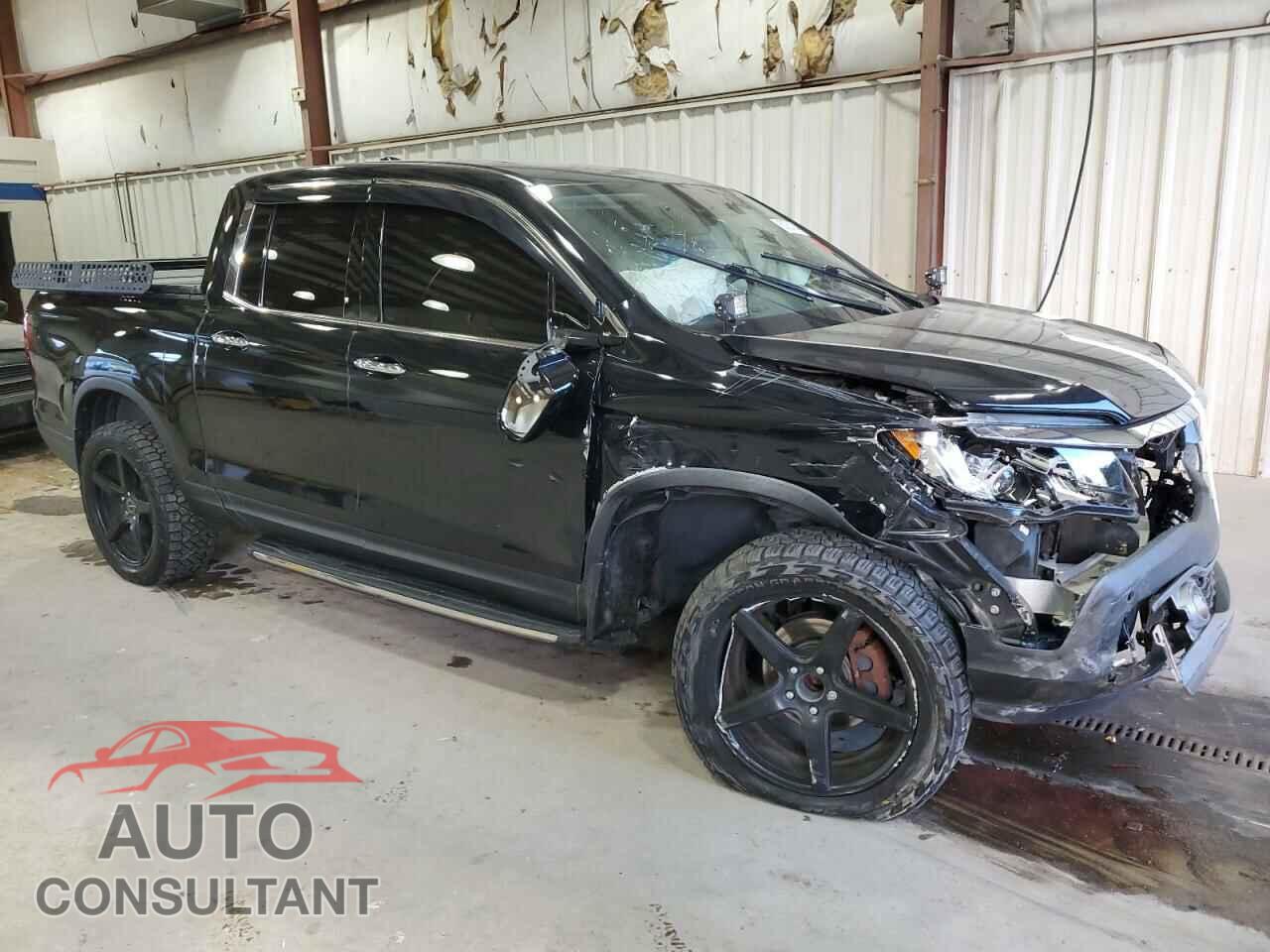 HONDA RIDGELINE 2018 - 5FPYK3F74JB011175
