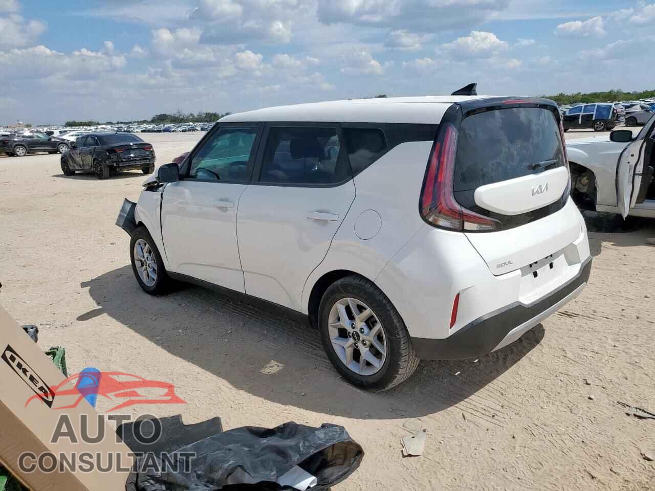 KIA SOUL 2023 - KNDJ23AU1P7852182