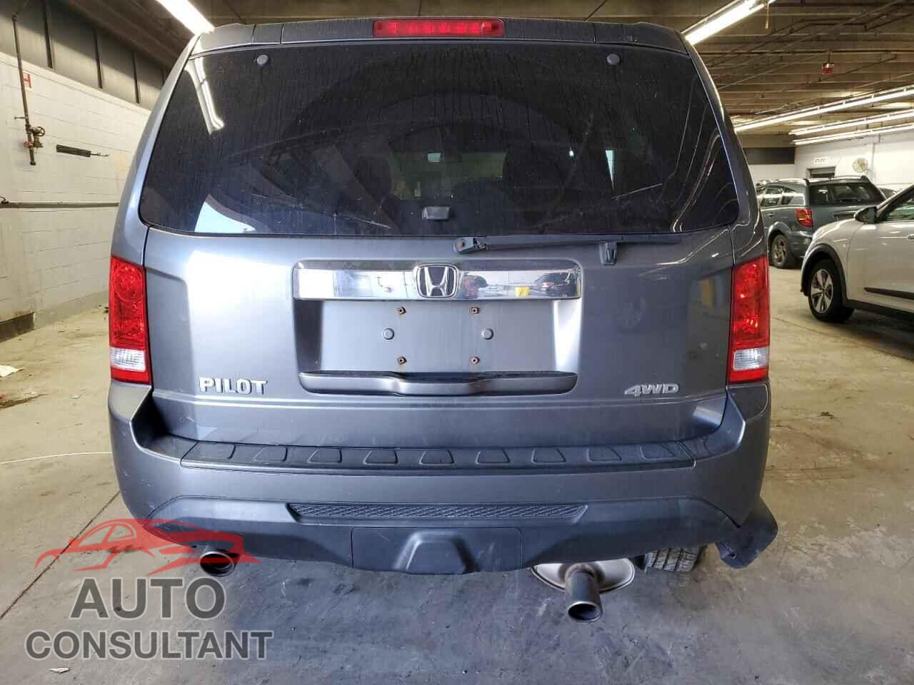 HONDA PILOT 2012 - 5FNYF4H45CB004633