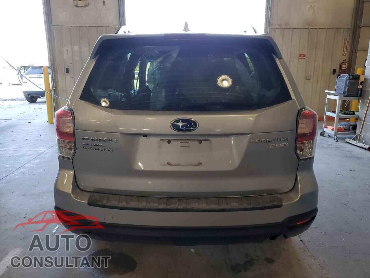 SUBARU FORESTER 2017 - JF2SJAGC8HH587185