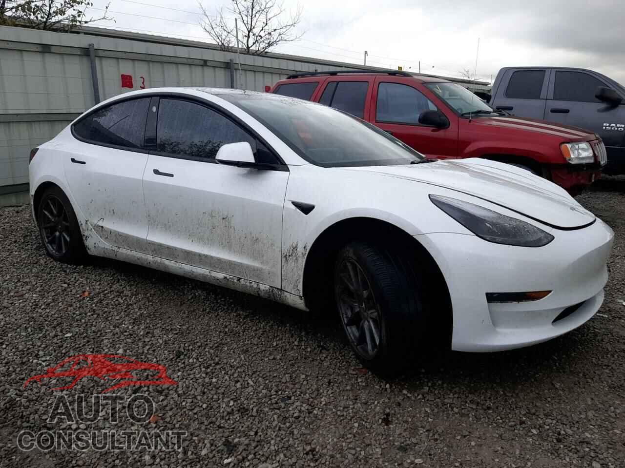 TESLA MODEL 3 2023 - 5YJ3E1EAXPF564515