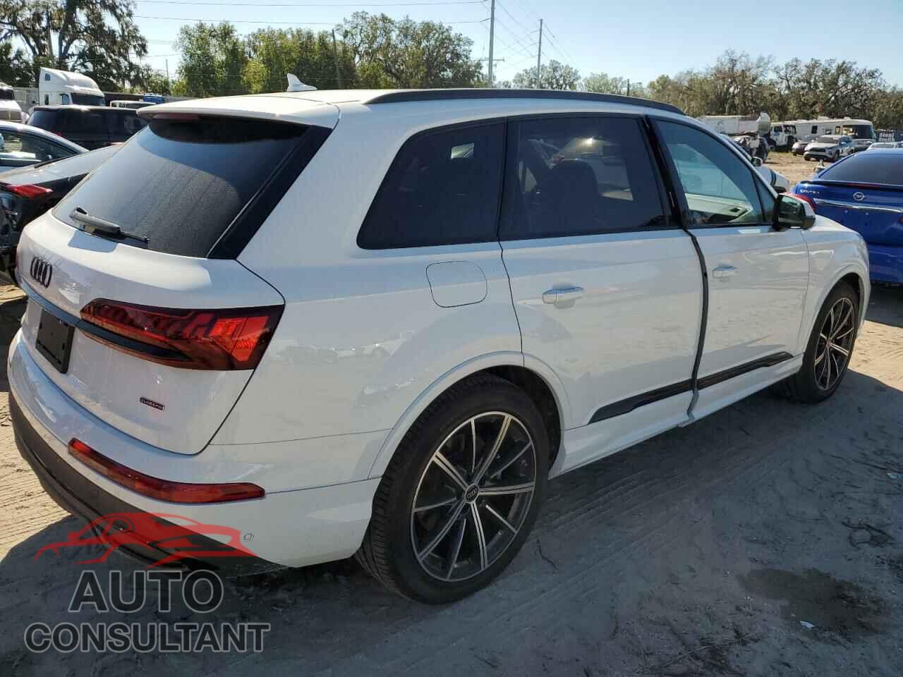AUDI Q7 2023 - WA1VXBF76PD022132