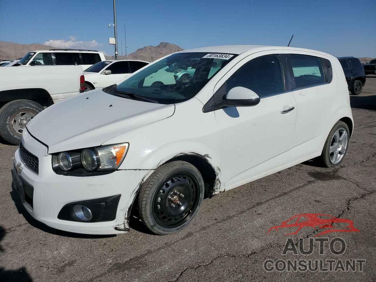CHEVROLET SONIC 2015 - 1G1JE6SB1F4212584