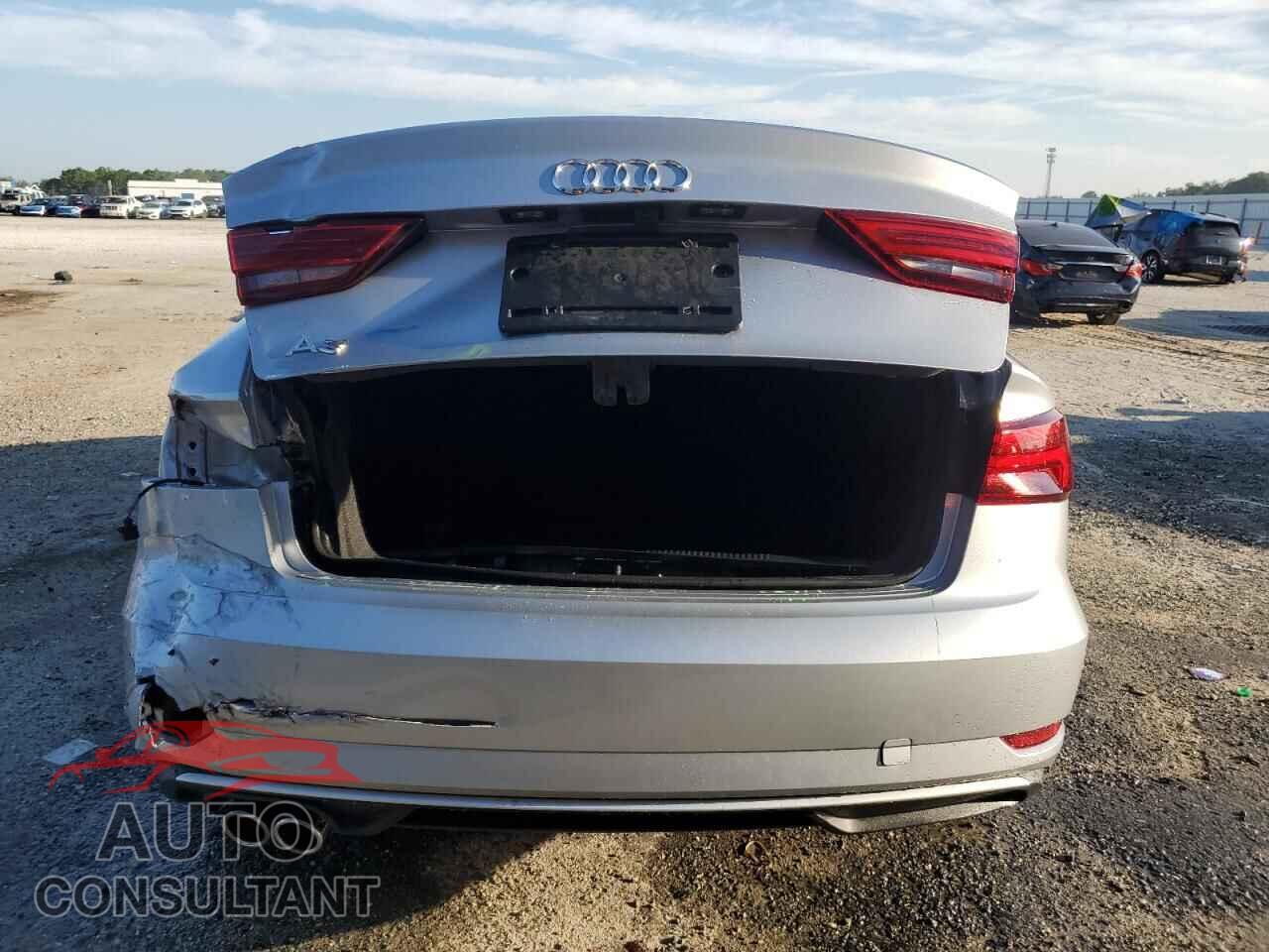 AUDI A3 2019 - WAUAUGFF5K1013446