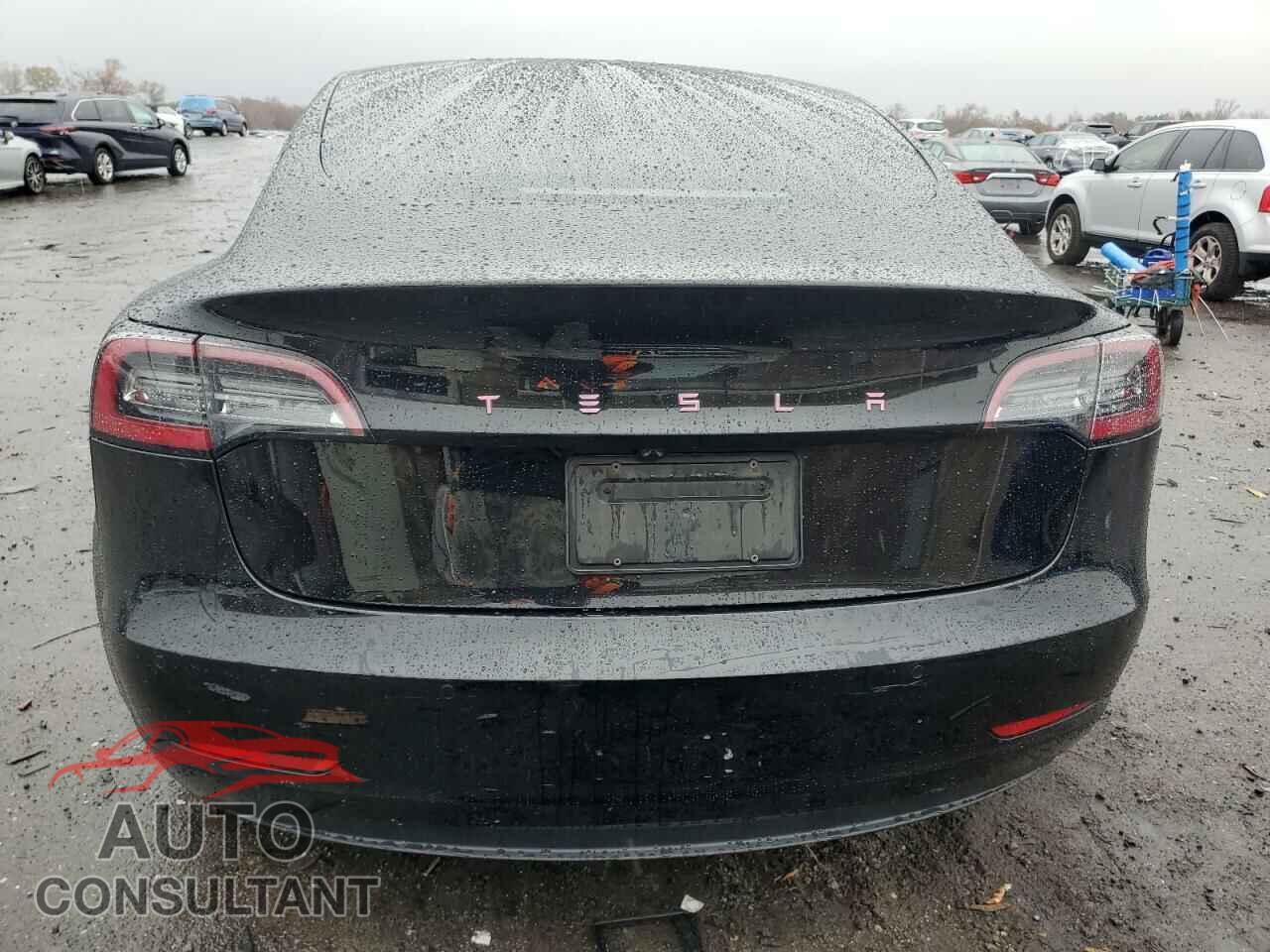 TESLA MODEL 3 2019 - 5YJ3E1EA8KF193041