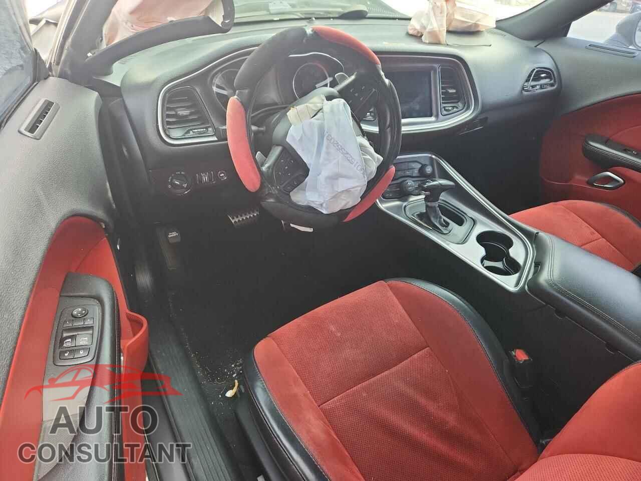 DODGE CHALLENGER 2018 - 2C3CDZBT3JH112175