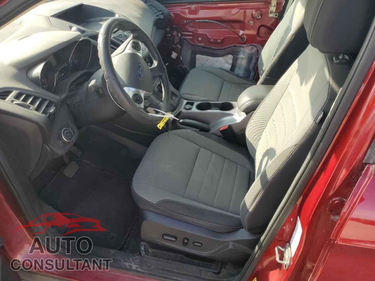 FORD ESCAPE 2015 - 1FMCU9GX3FUC80437